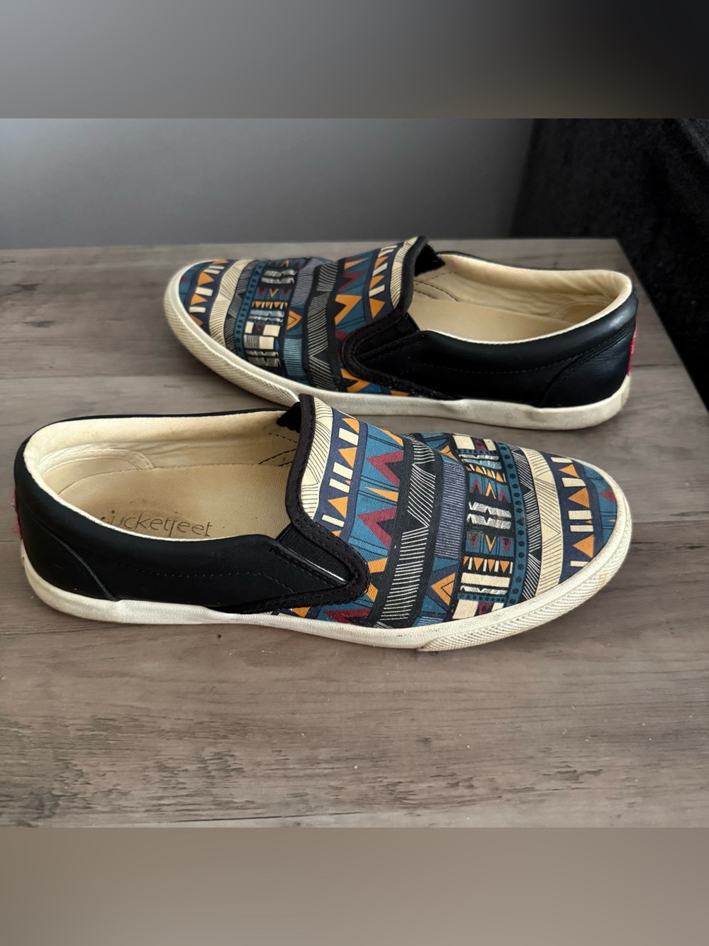 Bucketfeet Slip on Sneakers